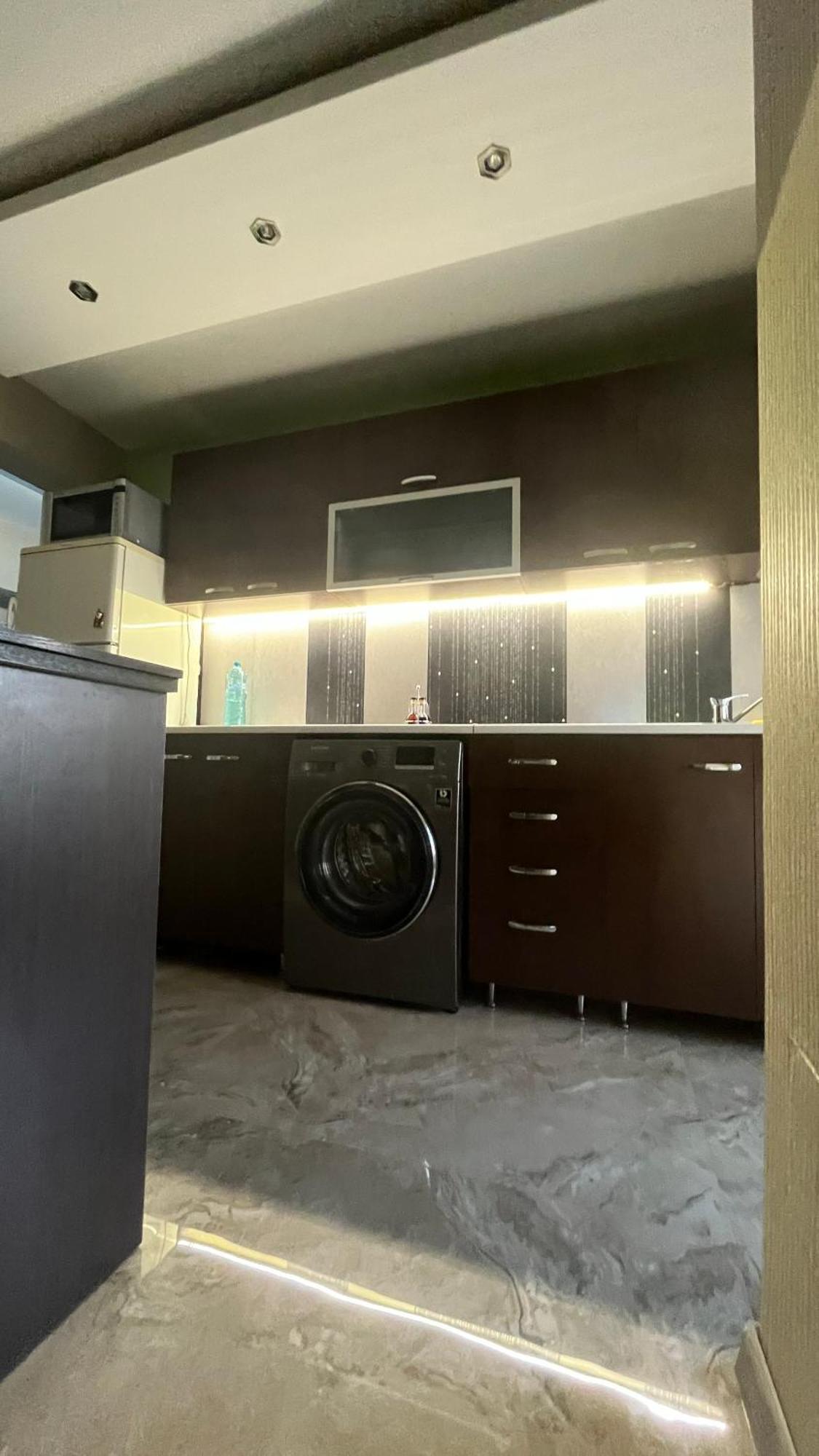 Luxury Apartment Bucharest Exterior photo